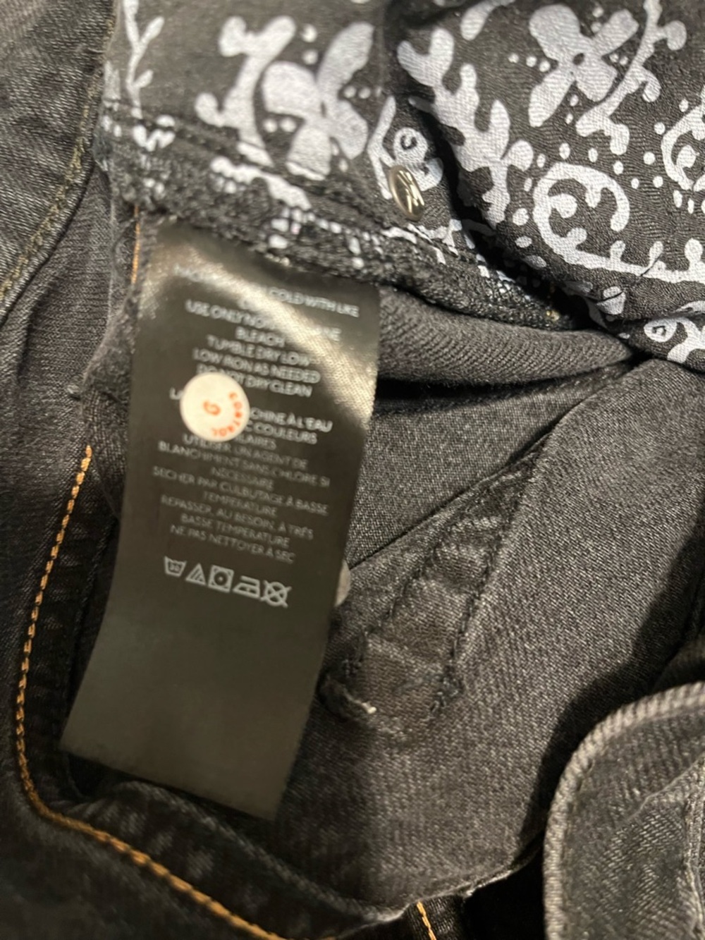 We wThe Free Black Wide-Leg Belted Jeans - Picture 12 of 12